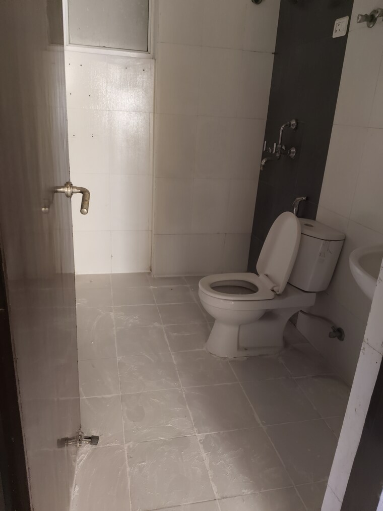 Bathroom, manglam-aanchal 4 Bedroom 1590 Sq.Ft. Apartment In Jhotwara Road Jaipur 9378204