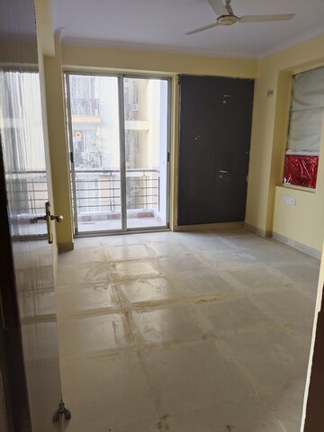 Room in 4 BHK Apartment at Manglam Aanchal, Jhotwara Road – for Rent
