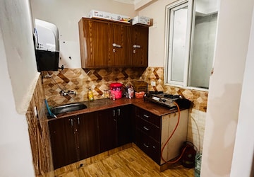 Bedroom in 2 BHK Independent House at Amrapali Golf Homes, Sector 4 Greater Noida – for Rent