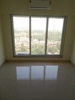 Room in 2 BHK Apartment at Ruparel Orion, Chembur – for Rent