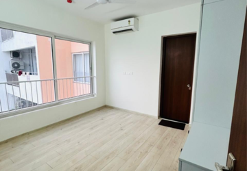 Room in 3 BHK Apartment at Shapoorji Pallonji Joyville Phase 3, Sector 102 – for Rent
