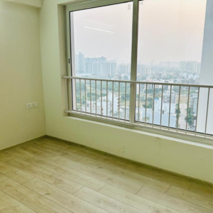 Room in 3 BHK Apartment at Shapoorji Pallonji Joyville Phase 3, Sector 102 – for Rent