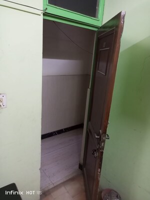 Furnished Amenities in  Office Space at Nirman Vihar – for Rent