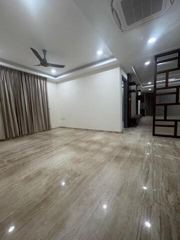 Room in 3 BHK Apartment at Vamsiram West Wood, Tolichowki – for Rent