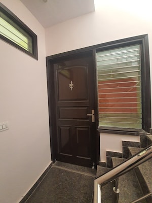 Furnished Amenities in 3 BHK Builder Floor at Sector 57 – for Rent