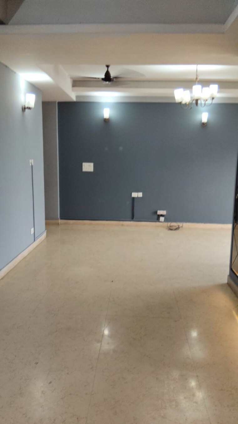 Room, mahagun-maple 3 Bedroom 1575 Sq.Ft. Apartment In Sector 50 Noida 9378329