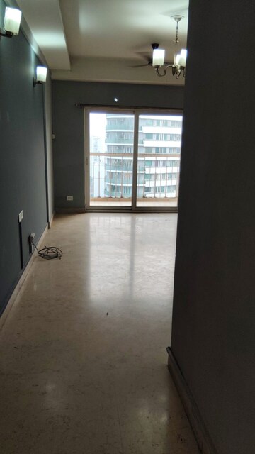 Room in 3 BHK Apartment at Mahagun Maple, Sector 50 – for Rent