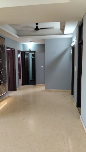 3 BHK Apartment For Rent in Mahagun Maple, Sector 50