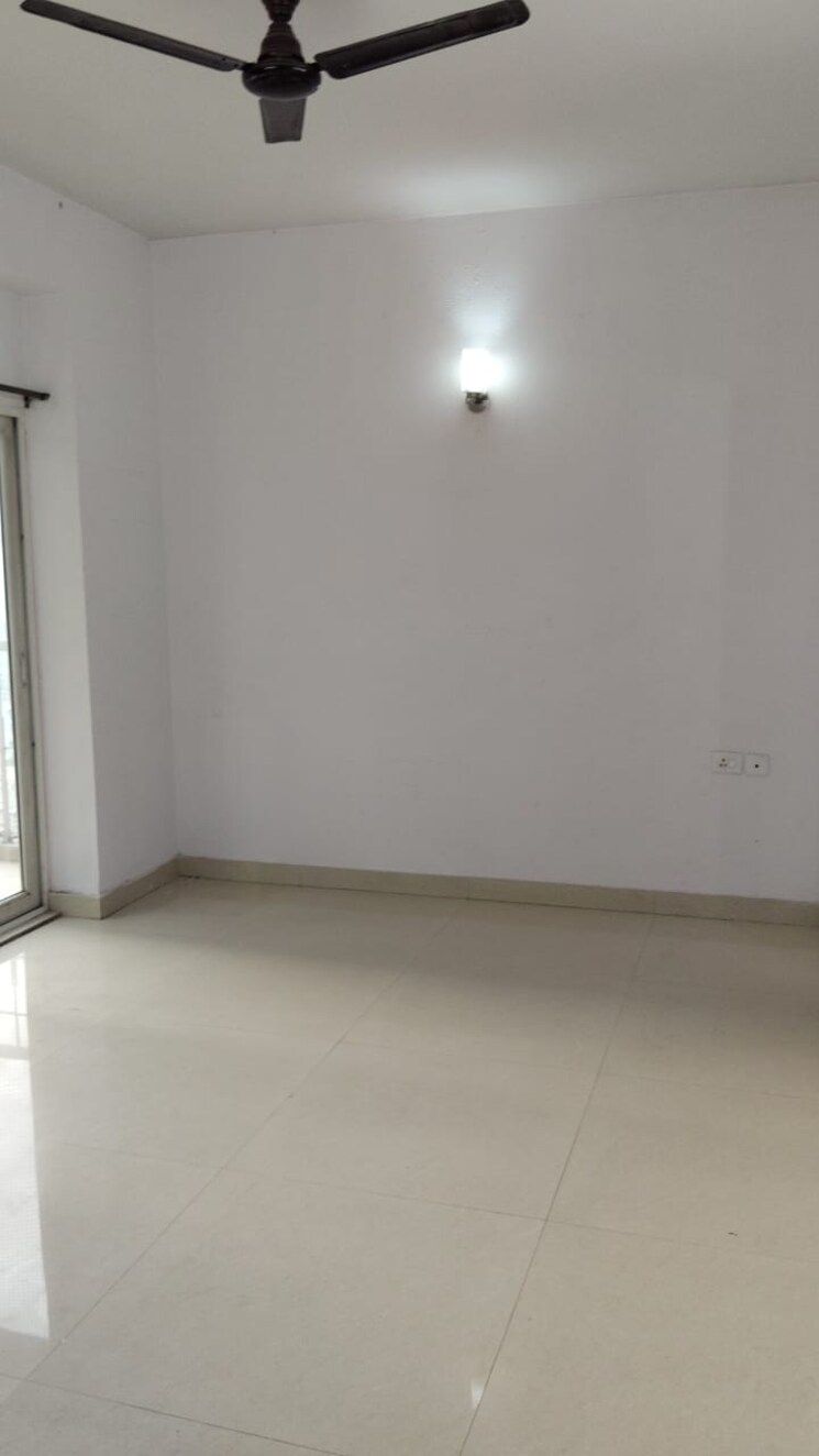 Room, mahagun-maple 3 Bedroom 1575 Sq.Ft. Apartment In Sector 50 Noida 9378329