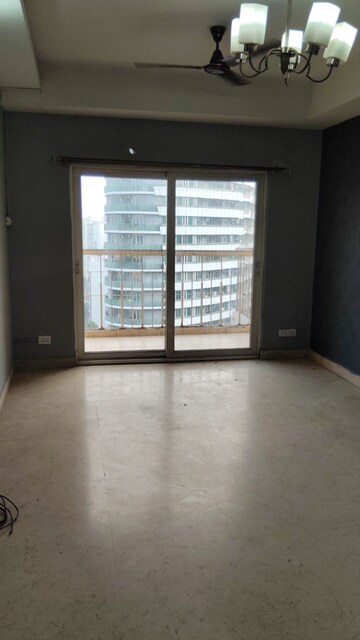 Room in 3 BHK Apartment at Mahagun Maple, Sector 50 – for Rent