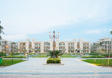 Plot For Sale in Sector 102