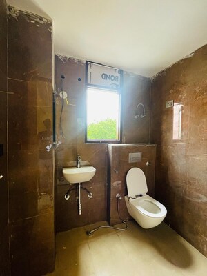 Bathroom in 1.5 BHK Builder Floor at Saket – for Rent