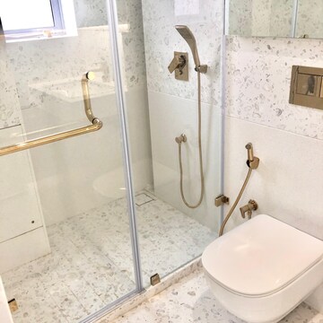 Bathroom in 5 BHK Apartment at Khar West – for Rent