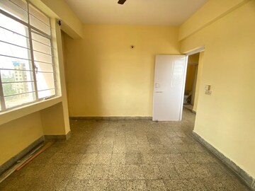 Room in 2 BHK Apartment at Jalvayu Vihar Phase 2 and 3, Kharghar Sector 20 – for Sale