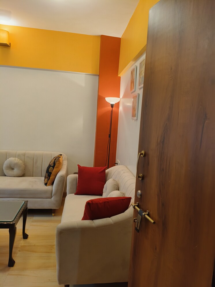 Living Room, hiranandani-gardens-sunflower 1 Bedroom 500 Sq.Ft. Apartment In Powai Mumbai 9378481