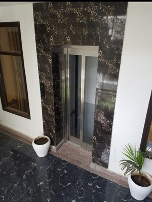 3 BHK Builder Floor For Rent in Saket