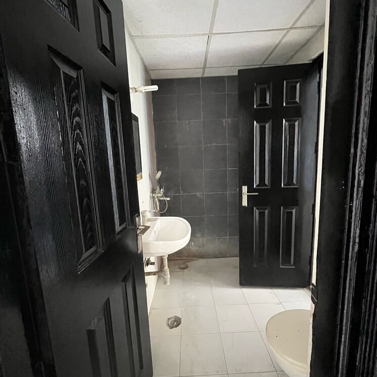 Bathroom, ajnara-integrity 2 Bedroom 815 Sq.Ft. Apartment In Sehani Khurd Ghaziabad 9378533