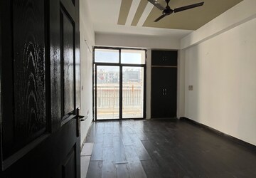 2 BHK Apartment For Rent in Ajnara Integrity, Sehani Khurd