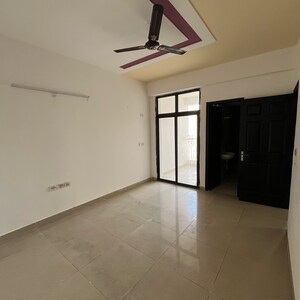 Room in 2 BHK Apartment at Ajnara Integrity, Sehani Khurd – for Rent