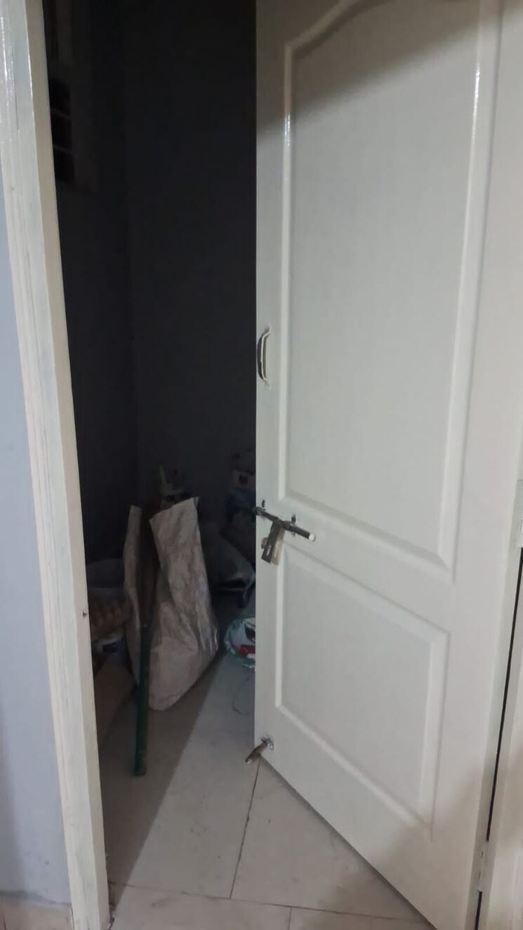 Bathroom, sc-highway-mansion 3 Bedroom 1633 Sq.Ft. Apartment In Faizabad Road Lucknow 9378562