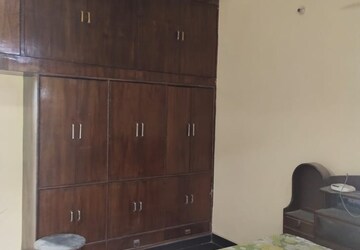 Furnished Amenities in 2 BHK Independent House at Sector 13 – for Rent