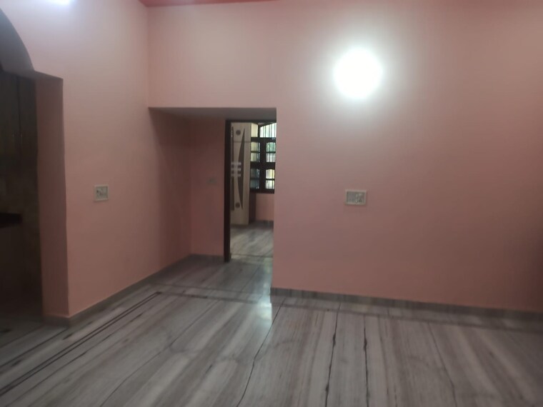 Room, sector 21d 2 Bedroom 1405 Sq.Ft. Builder Floor In Sector 21d Faridabad 9378572