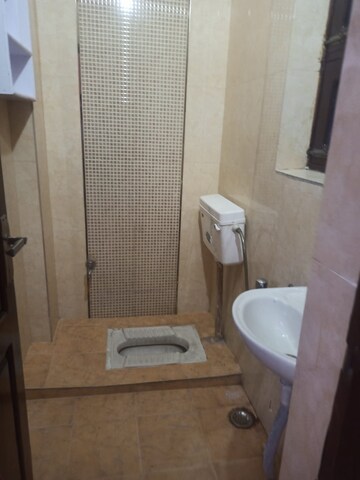 Bathroom in 2 BHK Builder Floor at Sector 21d – for Rent