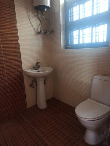 Bathroom in 2 BHK Builder Floor at Sector 21d – for Rent