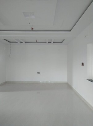 Room in 4 BHK Independent House at Manikonda – for Sale