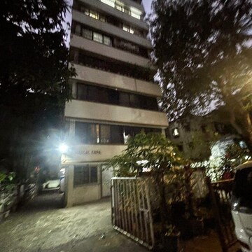 3 BHK Apartment – Exterior View View at Santacruz West - for Sale