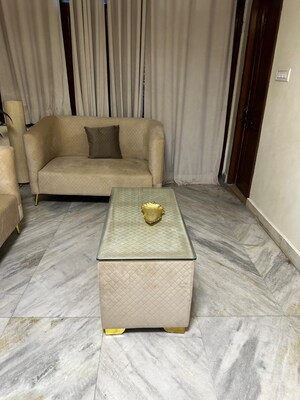 Bathroom in 2 BHK Builder Floor at Dlf Phase I – for Rent