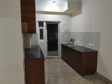 Kitchen in 3.5 BHK Apartment at Amrapali Terrace Homes, Tech Zone 4 Greater Noida – for Sale