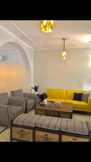 Bathroom in 3 BHK Independent House at DLF Royale Residences, Dlf Phase I – for Rent