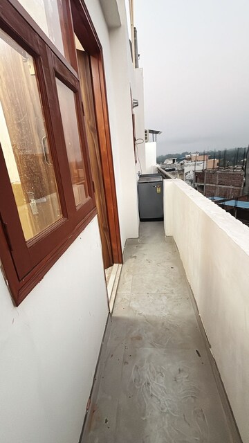Balcony in 1 BHK Builder Floor at Saket – for Rent