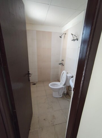  3 BHK Apartment at BPTP Parkland, Sector 75 – for Rent