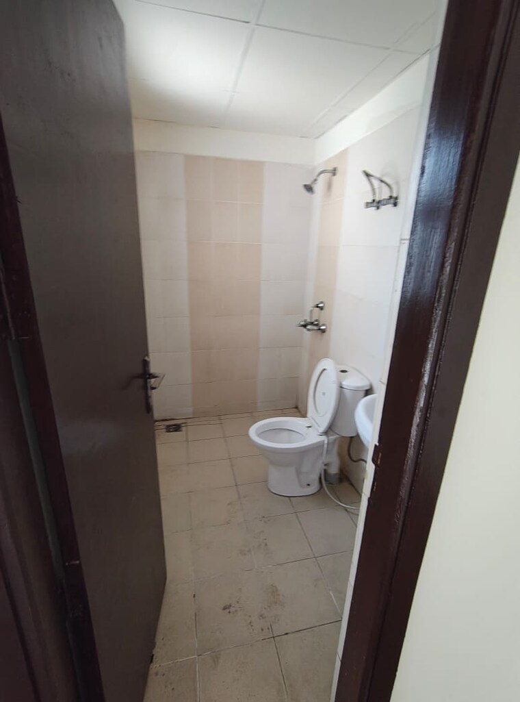 Other, bptp-parkland 3 Bedroom 300 Sq.Yd. Apartment In Sector 75 Faridabad 9378988