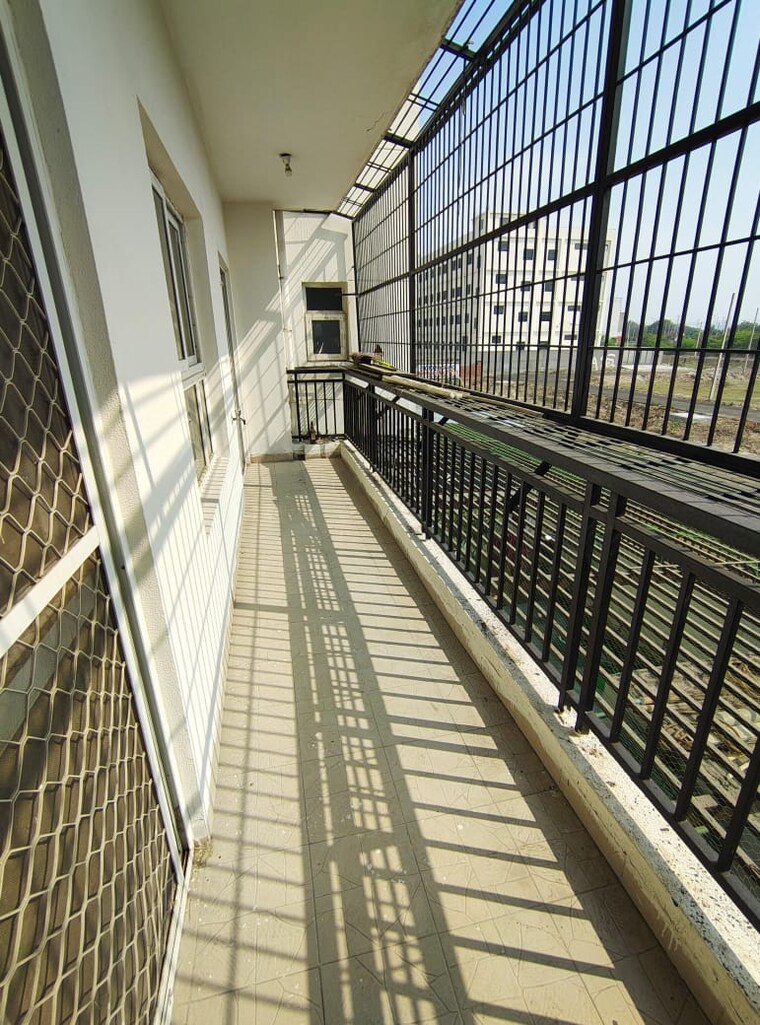 Balcony, bptp-parkland 3 Bedroom 300 Sq.Yd. Apartment In Sector 75 Faridabad 9378988