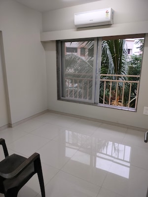 2 BHK Apartment For Rent in Harasiddh Viraaj, Malad East
