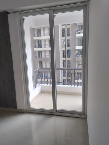 Room in 2 BHK Apartment at Town Park White Orchid, Sector 16c Greater Noida – for Sale