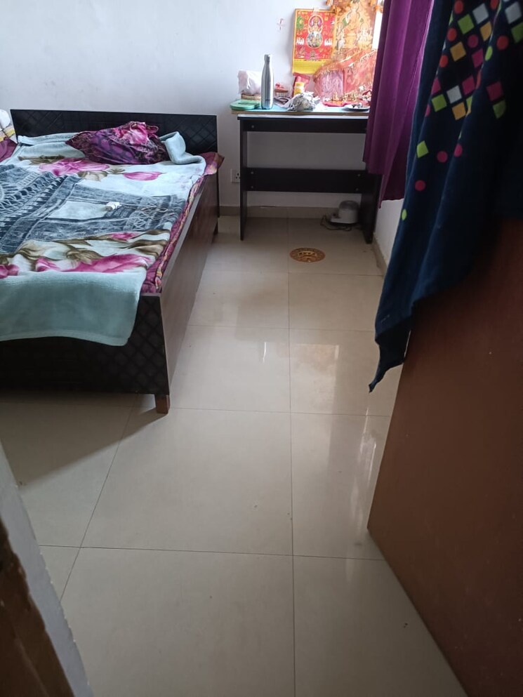 Bedroom, mahagun-mywoods 2 Bedroom 935 Sq.Ft. Apartment In Sector 16c Greater Noida Greater Noida 9379022