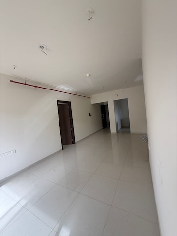 Room in 3 BHK Apartment at Shapoorji Pallonji Vahana Yahavi Phase 1, Bavdhan – for Rent