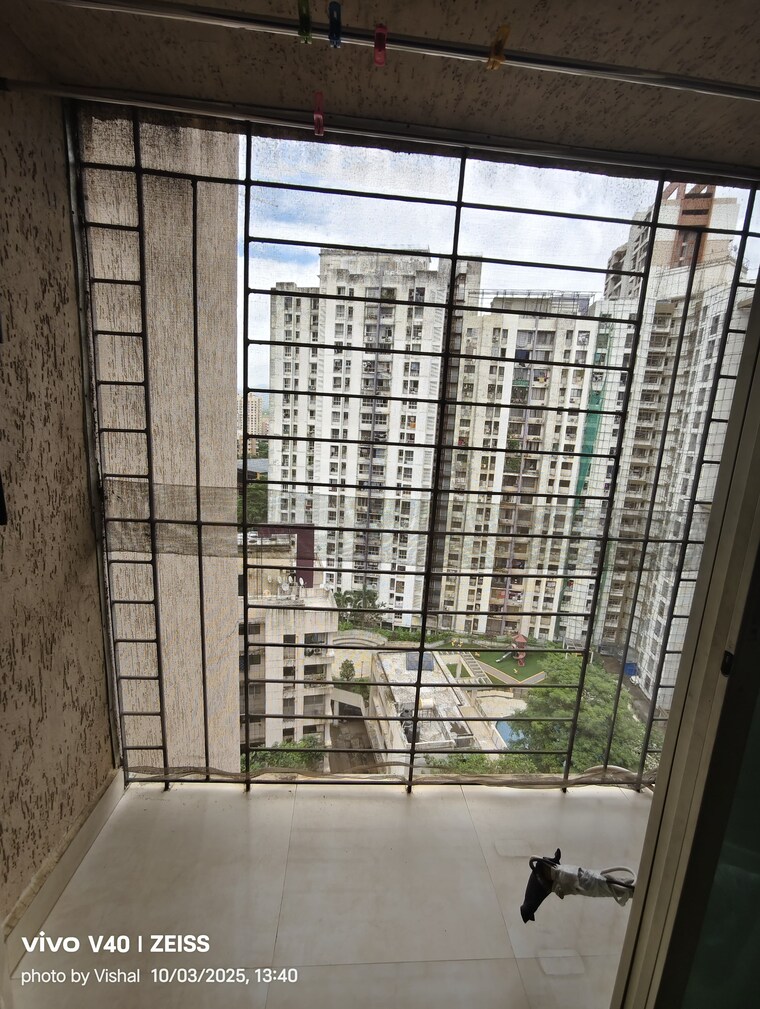 Balcony, mahavir-kalpavruksha 1 Bedroom 647 Sq.Ft. Apartment In Ghodbunder Road Thane 9379097