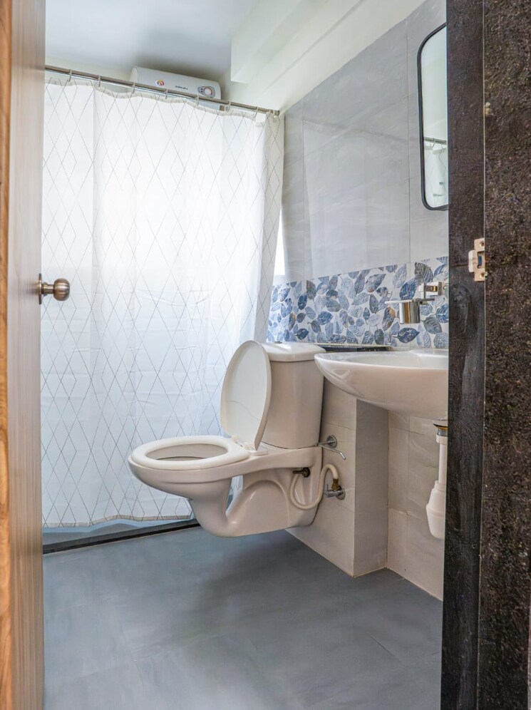 Bathroom, hinjewadi Pg For Boys & Girls In Hinjewadi 9379225