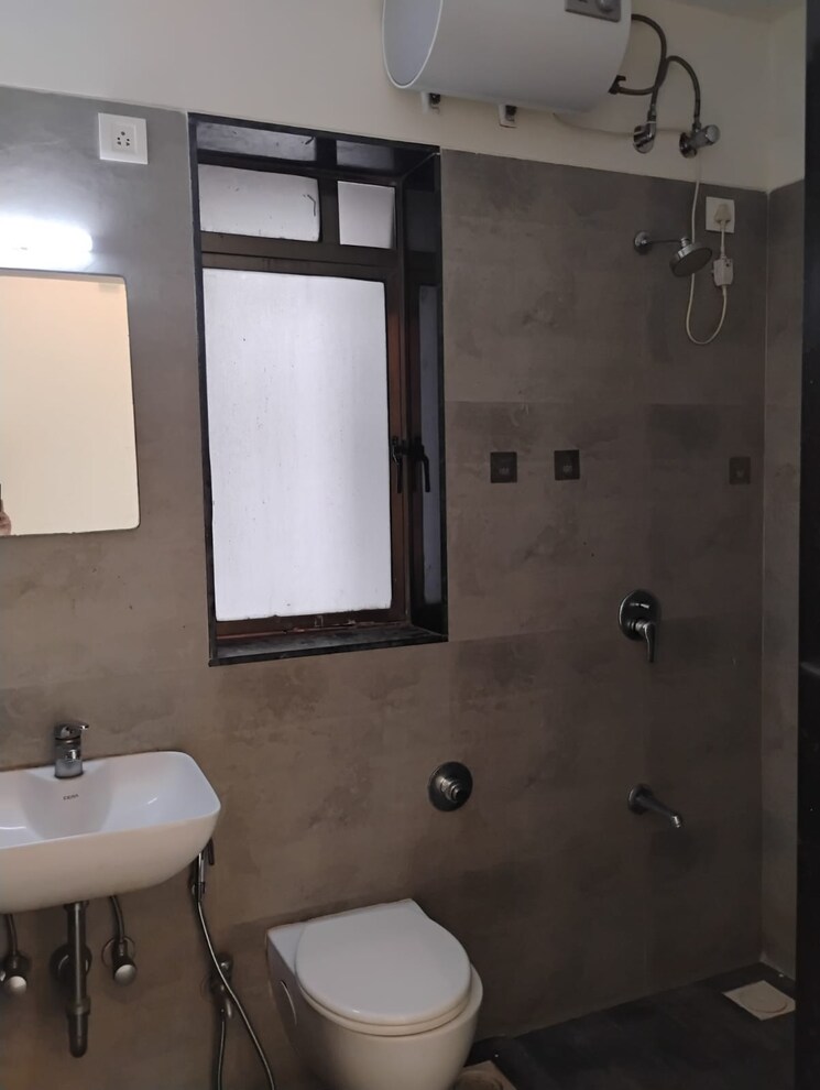 Bathroom, gundecha-trillium 2 Bedroom 831 Sq.Ft. Apartment In Kandivali East Mumbai 9379229