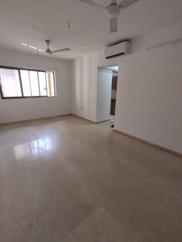 Room in 2 BHK Apartment at Lodha Splendora, Ghodbunder Road – for Rent