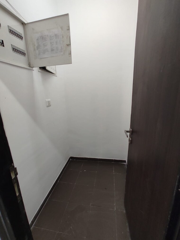 Bathroom, lodha-splendora 2 Bedroom 771 Sq.Ft. Apartment In Ghodbunder Road Thane 9379238