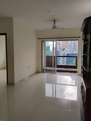 2 BHK Apartment For Rent in Gundecha Trillium, Kandivali East