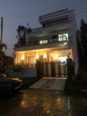 6 BHK Independent House For Sale in Lohgarh