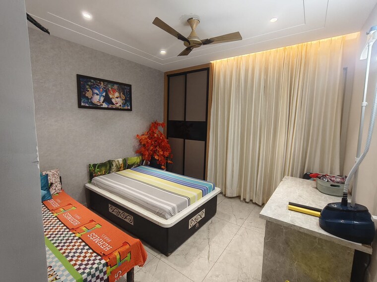 Bedroom, lohgarh 6 Bedroom 150 Sq.Yd. Independent House In Lohgarh Zirakpur 9379304