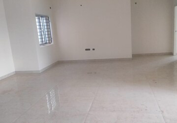 Room in 2 BHK Builder Floor at Avadi – for Sale